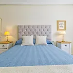 Apto America Center & Parking *