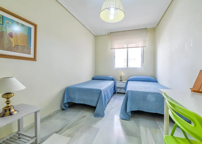 Apto America Center & Parking *