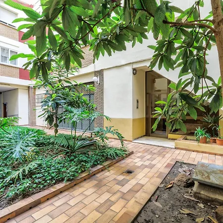 Apto America Center & Parking Apartment *